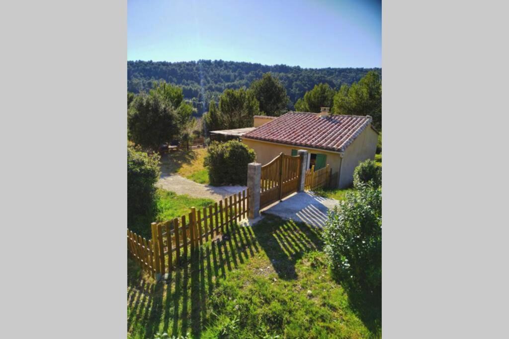 Вілла L'Arbre A Soleil Aigues-Vives  Екстер'єр фото